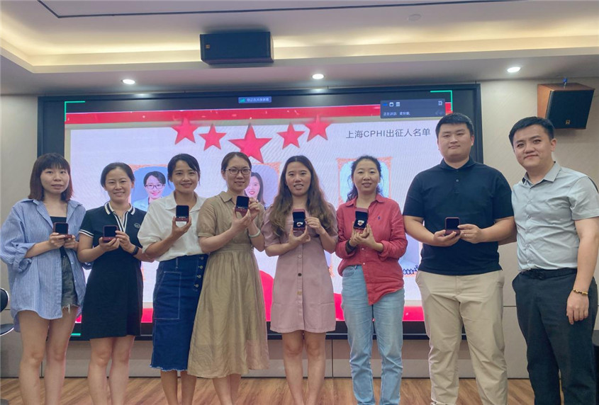 Z6尊龙凯时集团纪念品揭晓仪式